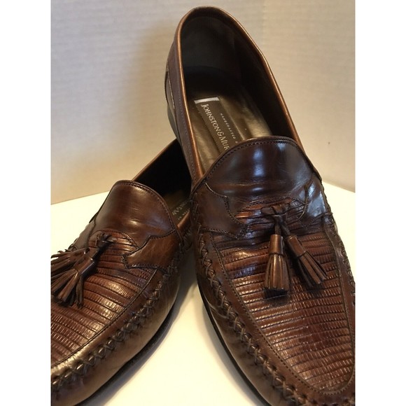 Johnston & Murphy Quincy Mens Tasseled Slip On Loafer Dress Shoes  Size 9.5 M